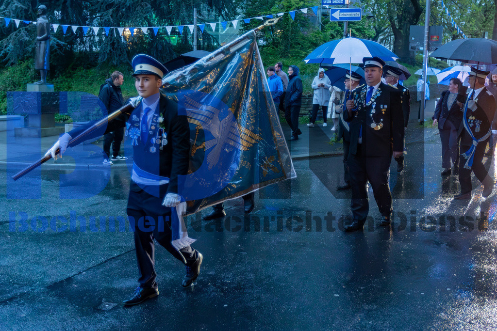 JEM_ZAPMAI20250424-34 | bond - Realisiert mit Pictrs.com