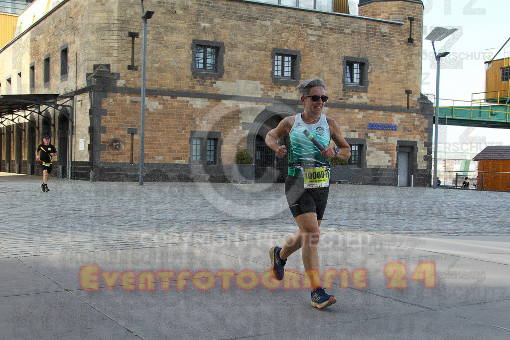 250920_1457_EV4_7672 | Sportfotografie im Rhein-Sieg Kreis, Köln, Bonn, NRW, Rheinland Pfalz, Hessen, etc. Unser Tätigkeitsfeld umfasst den Laufsport vom Volkslauf über den Marathon, Duathlon, Triathon bis zum Ultralauf wie Kölnpfad Ultra oder Schindertrail.