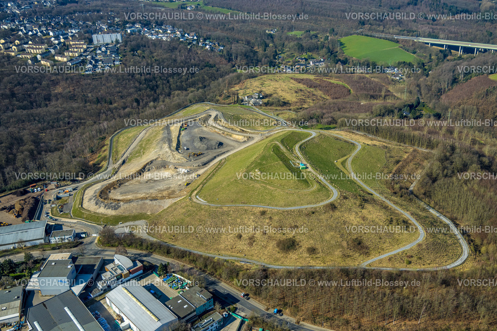 Velbert240301456 | Luftbild, Plöger Abraumhalde Steinbruch Zechenweg, Velbert, Ruhrgebiet, Nordrhein-Westfalen, Deutschland