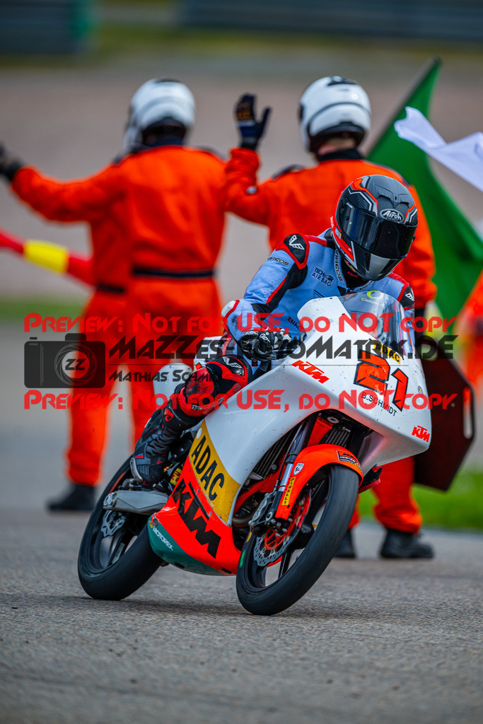 MaZZes_FotoMatrix_240505_6007705_3299 | KTM