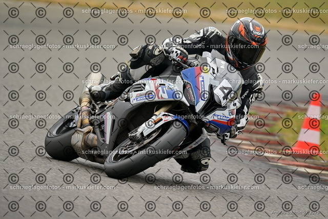 25bt05-0309 | markuskiefer.com - Realisiert mit Pictrs.com