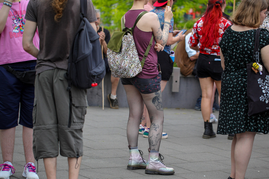 CSD_Moers_190725_128 | Bildergalerie von Sport-Ereignissen aber auch von weiteren spannenden Dingen - nicht nur vom Niederrhein. In Anlehnung an den bekannten Spruch von Hanns Dieter Hüsch heißt das Motto: "Niederrhein ist überall".  - Realisiert mit Pictrs.com