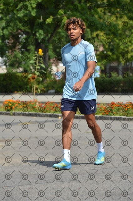 RGE_9836 | Hertha BSC, 2.Bundesliga, Herren, Fußball, Training auf dem Schenckendorffplatz, Montag 03.08. 2026, Saison 2026/27,  im Bild Oluwaseum Adewumi (Hertha BSC ),  Fotograf: Ralf Gebhardt - Realisiert mit Pictrs.com