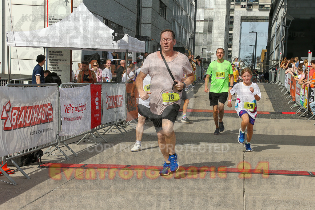250920_1343_EX1_6439 | Sportfotografie im Rhein-Sieg Kreis, Köln, Bonn, NRW, Rheinland Pfalz, Hessen, etc. Unser Tätigkeitsfeld umfasst den Laufsport vom Volkslauf über den Marathon, Duathlon, Triathon bis zum Ultralauf wie Kölnpfad Ultra oder Schindertrail.