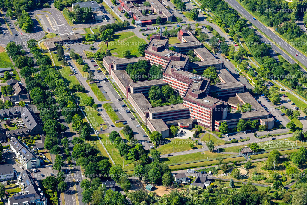 Luftbild Köln-3401 | Luftbildfotografie und Luftbild Köln Verwaltungsgebäude " BfV Bundesamt für Verfassungsschutz " in Köln im Bundesland Nordrhein-Westfalen, Deutschland - Realisiert mit Pictrs.com