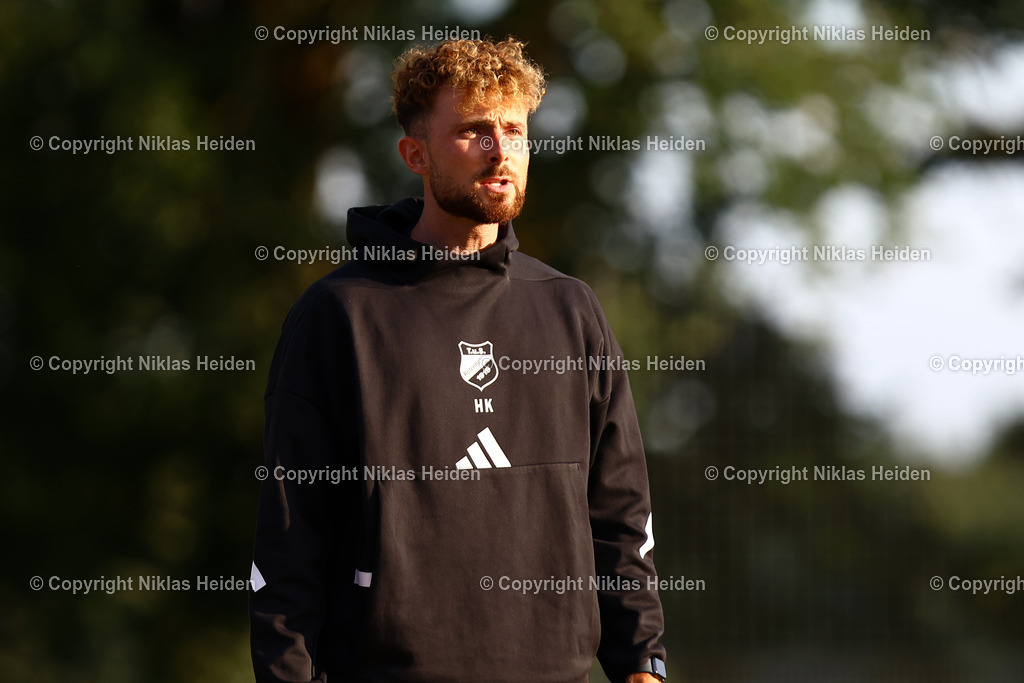 NH_TuSRotenhof_InterTürksporKiel_Testspiel_27062025 | Henning Knuth (Trainer, TuS Rotenhof)Fußball I Herren I Freundschaftsspiel I Saison 2025-2026  I TuS Rothenhof - Inter Türkspor Kiel I 27.06.2025 I B-Platz Rotenhof