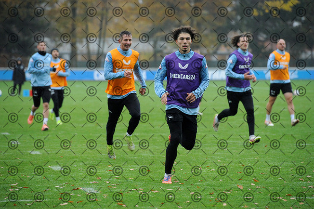 RGE_8031b | Hertha BSC, 2.Bundesliga, Herren, Saison 2025/26, Training, im Bild Selim Telib ( Hertha BSC ),   Fotograf:  Ralf Gebhardt,  - Realisiert mit Pictrs.com
