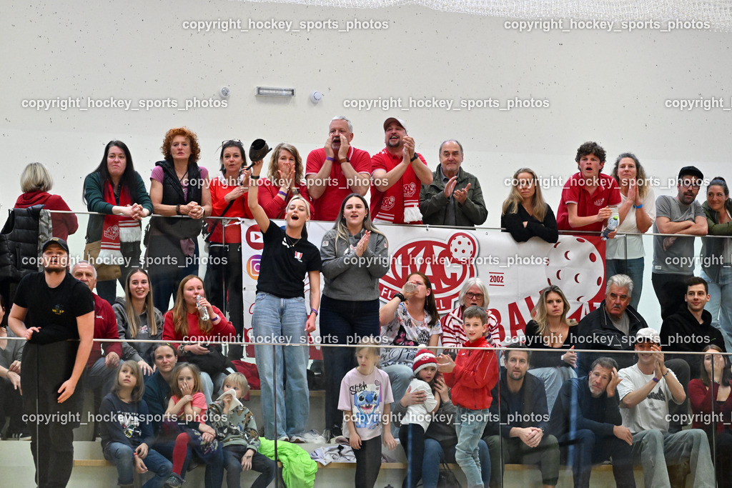 VSV Unihockye vs. KAC Floorball | Jubel KAC Floorball Fans, VSV Unihockye vs. KAC Floorball, VSV Unihockye vs. KAC Floorball am 13.04.2025 in Villach (Ballspielhalle St. Martin), Austria, (Photo by Bernd Stefan)