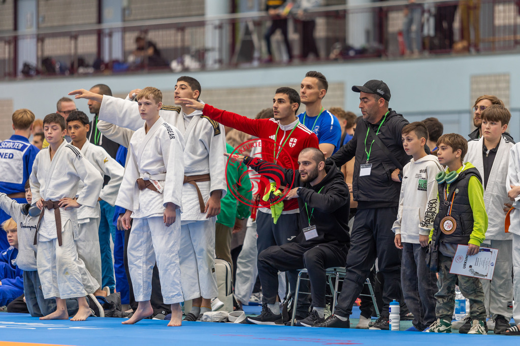 Internationaler Adler Cup 2024 | Foto vom Internationalen Adler Cup Judo Turnier im Sport- und Freizeitzentrum Kalbach im Oktober 2024 - Realisiert mit Pictrs.com