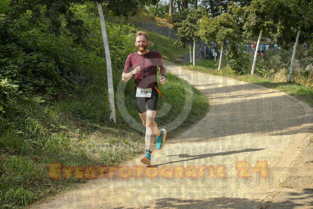 250824_1501_EX1_8313 | Sportfotografie im Rhein-Sieg Kreis, Köln, Bonn, NRW, Rheinland Pfalz, Hessen, etc. Unser Tätigkeitsfeld umfasst den Laufsport vom Volkslauf über den Marathon, Duathlon, Triathon bis zum Ultralauf wie Kölnpfad Ultra oder Schindertrail.