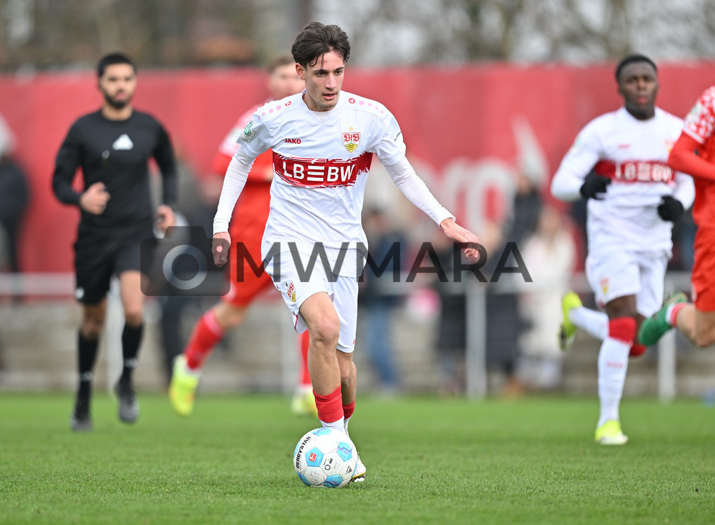 Fußball I Herren I Saison 2025-2026 I Ligue 1 I Spieltag 20. I RC  Strasbourg - PSG | MWMARA - Realisiert mit Pictrs.com