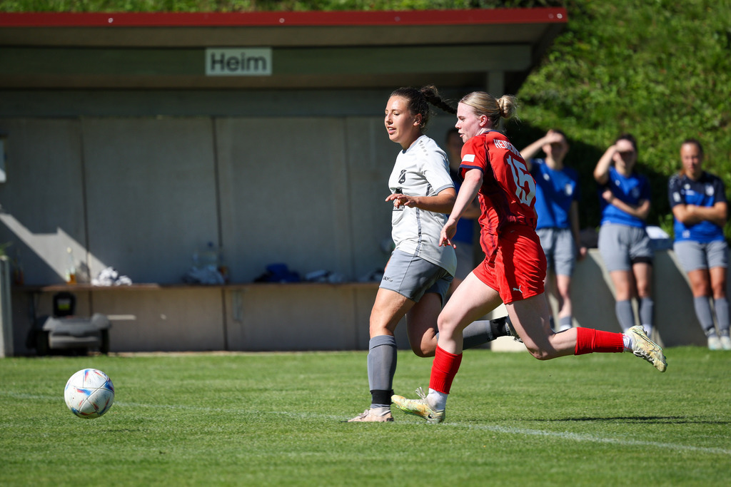 Fußball I FRAUEN I Saison 2025-2026 I Freundschaftsspiel I FC Loppenhausen - 1FC Heidenheim 1846 II I_250831_8901 | Fotopresso – Sportfotografie in Heidenheim & Umgebung. Professionelle Sportfotografie für unvergessliche Momente. Dynamische Action-Shots, emotionale Szenen & hochwertige Bilder. - Realisiert mit Pictrs.com