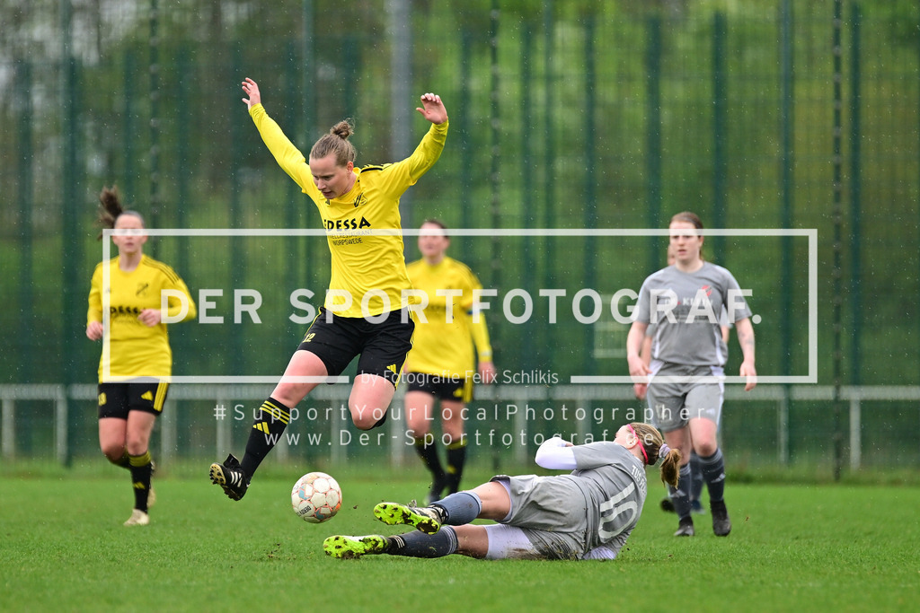 Fußball I Frauen I Saison 2024-2025 I Bezirkspokal I Halbfinale I TuS Fleestedt - ATSV Scharmbeckstotel I 70687 | Der Sportfotograf. - Realized with Pictrs.com