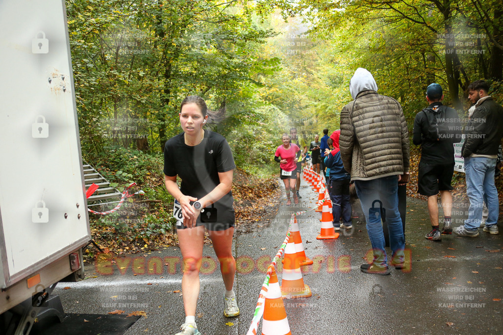241027_1311_EX1_5750 | Sportfotografie im Rhein-Sieg Kreis, Köln, Bonn, NRW, Rheinland Pfalz, Hessen, etc. Unser Tätigkeitsfeld umfasst den Laufsport vom Volkslauf über den Marathon, Duathlon, Triathon bis zum Ultralauf wie Kölnpfad Ultra oder Schindertrail.