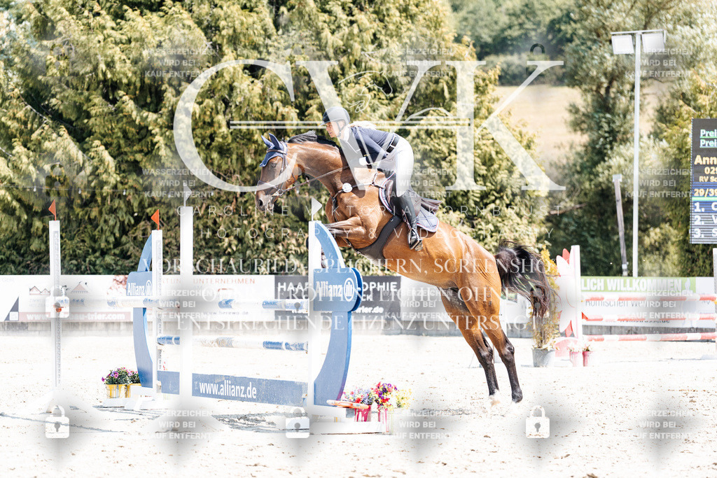 CK900858 | Turnierfotografie Pferdefotografie Trier Rheinland-Pfalz Pferdesport Reitsport Tierfotografie Sportfotografie Pferdevideo Pferdevideografie Equestrianvideography equestrianphotography  - Realisiert mit Pictrs.com