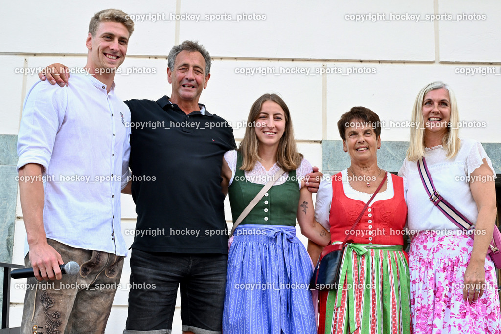 Empfang Heiko Gigler in Gmünd | Familie Gigler, Empfang Heiko Gigler in Gmünd, Empfang Heiko Gigler in Gmünd am 14.08.2024 in Gmünd (Hauptplatz Gmünd), Austria, (Photo by Bernd Stefan)