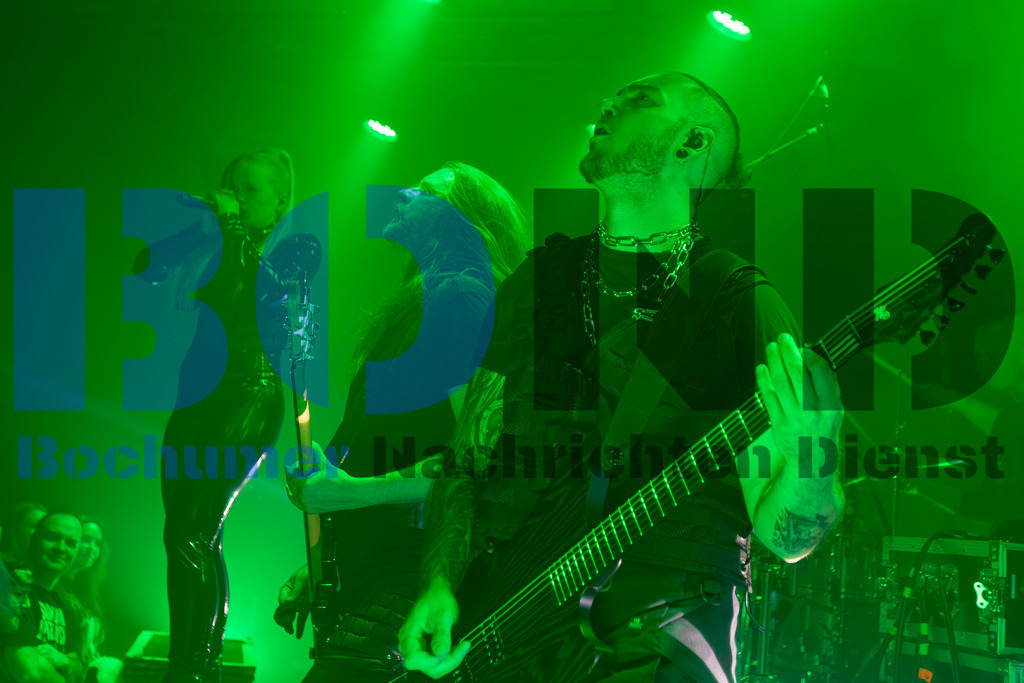 SES_ENIKOL20250501-24 | bond - Realisiert mit Pictrs.com