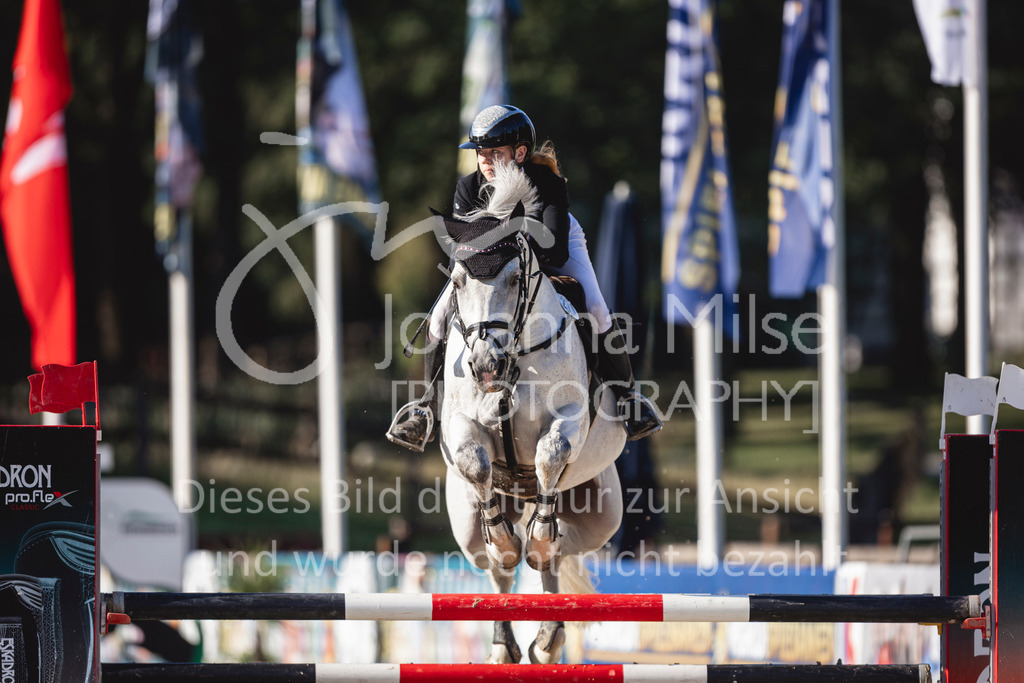 240714_BHO_M1-Spr-104 | Deine schönsten Turniermomente als professionelle Fotos! Entdecke hochwertige Pferdesport-Fotografie im Online-Shop. Jetzt Fotos finden & bestellen!
