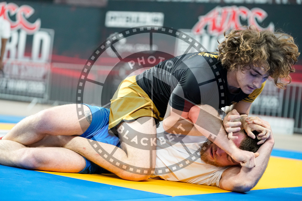 20250518PBB0965 | Athletes compete during the second day of the ADCC Amateur World Championship on May 18, 2025 in Warsaw, Poland. © Chiara Dazi / photoblackbelt