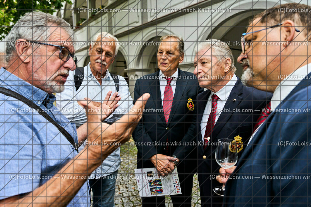 ALP3596_Jeanne de Ferrette_Walgenwitz_Martha_Templer-Orden | (C)FotoLois.com, Alois Spandl, 700stes Hochzeitsjubiläum - Albrecht II. mit Johanna von Pfirt in Thann (FR) im März 2024. Empfang des Organistionskommitees aus der Region Ferrette (Pfirt)/Thann aus dem Elsass mit Empfang durch die Stadtgemeinde und Bezirkshauptmannschaft Scheibbs im Schloss Scheibbs und anschließender Kranzniederlegung in der Kartausenkirche über der Krypta des Gründerehepaares durch Mitglieder des Templer Ordens im Beisein von Mitgliedern der Goldhaubengruppen, Fr 22. September 2023.