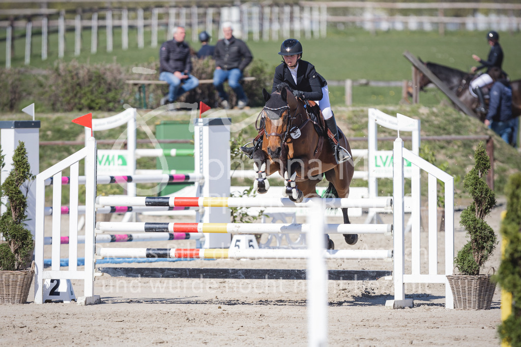 220416_4_L-Stil2-533 | Frühlingsfest der Pferde
Herford
16.April 2022
04/2 Stilspringprüfung Kl.L geschlossen 79-481 RLP