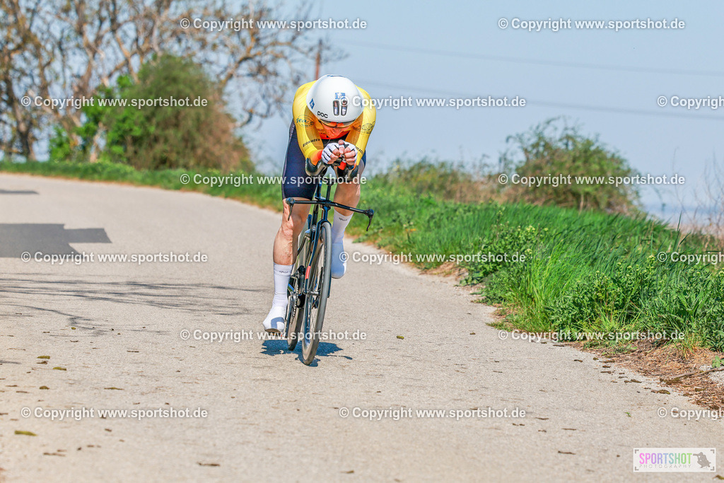 250_AR7_3979 | Neusiedlersee Radmarathon 2026@sportshot_your_pictrs #yourpictures#roadtowm2029 #nrm #neusiedlerseeradmarathon #neusiedlersee #neusiedlerseetourismus #burgenland #mörbisch #nrm26 #burgenlandtourismus #voglundco #poweredbyburgenlandtourismus #radsport #rad #marathon #ucigranfondo #visitburgenland #ucigranfondoworldseries