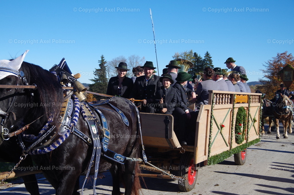 IMGP8552 | fotografiert von Axel PollmannLeonhardi Wallfahrt Benediktbeuern und Murnau, Fronleichnam, Fasching, Landschaft im Loisachtal und Benediktbeuern  - Realisiert mit Pictrs.com