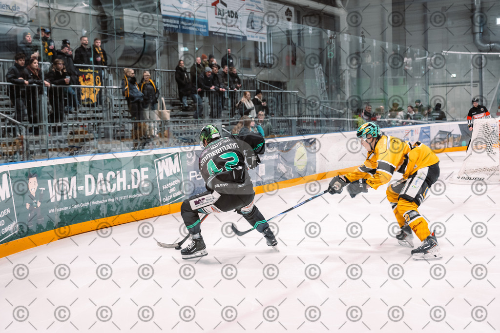 Alligators_vs_Toelz_18_11_2025-47 | Höchstadt Alligators Fotogalerie: Eishockey-Action aus Franken. Professionelle Spielfotos, Portraits & Stadionbilder zum Download. Jetzt entdecken! - Realisiert mit Pictrs.com