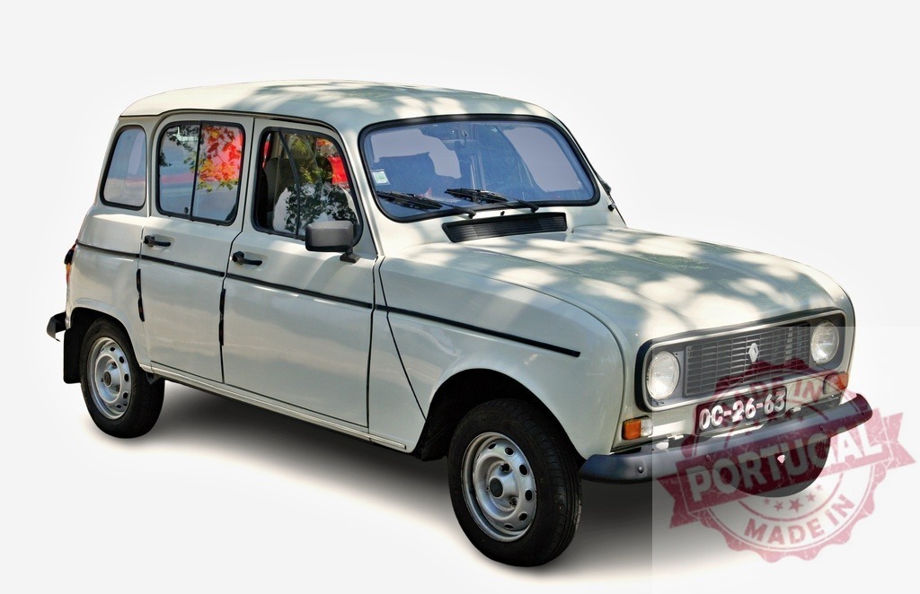 Renault 4L posing in the sunlight | White Renault 4L casting shadows on a sunny day - Realized with Pictrs.com