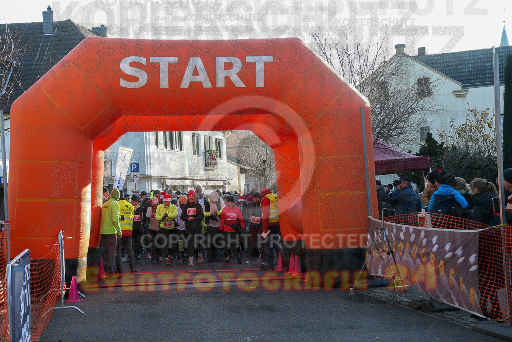 241201_1030_EX1_8212 | Sportfotografie im Rhein-Sieg Kreis, Köln, Bonn, NRW, Rheinland Pfalz, Hessen, etc. Unser Tätigkeitsfeld umfasst den Laufsport vom Volkslauf über den Marathon, Duathlon, Triathon bis zum Ultralauf wie Kölnpfad Ultra oder Schindertrail.