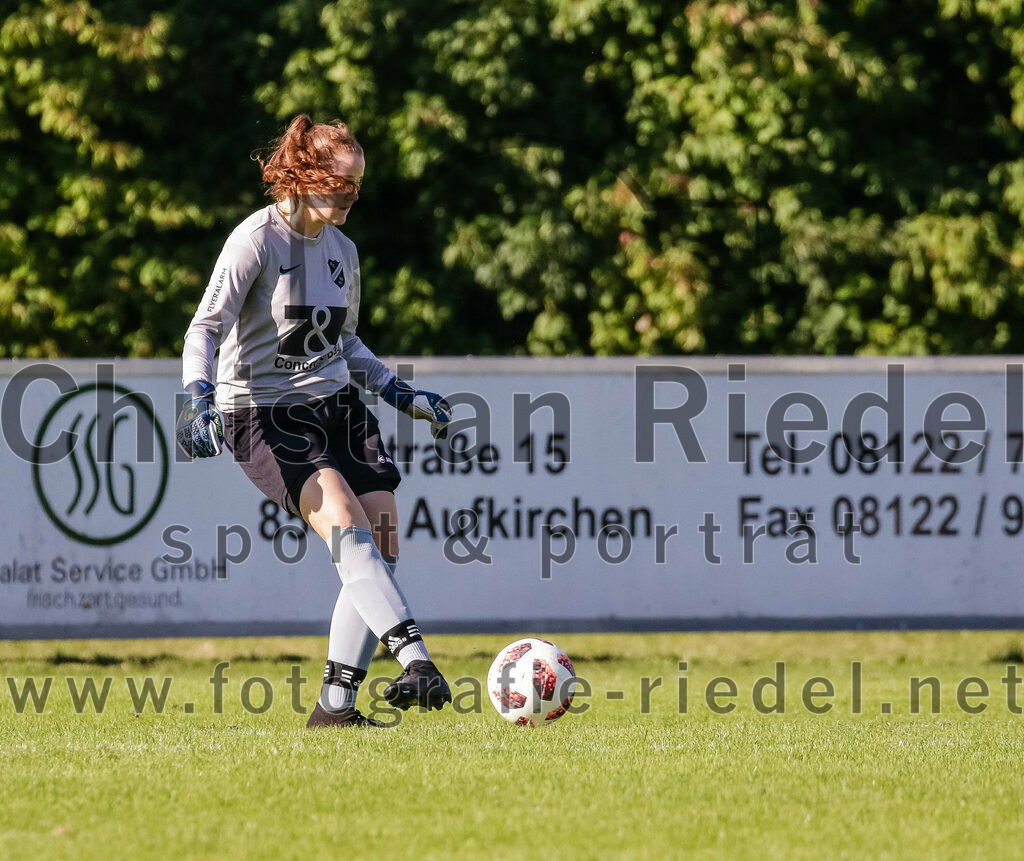2023-09-02_013_FC_Moosinning_gegen_FC_Langengeisling | Moosinning, Deutschland, 02.09.2023:
Fußball, Hiscox Kreispokal 2023 / 2024, 1. Spieltag, FC Moosinning gegen FC Langengeisling, Endergebnis: 2:5

Foto: Christian Riedel / fotografie-riedel.net