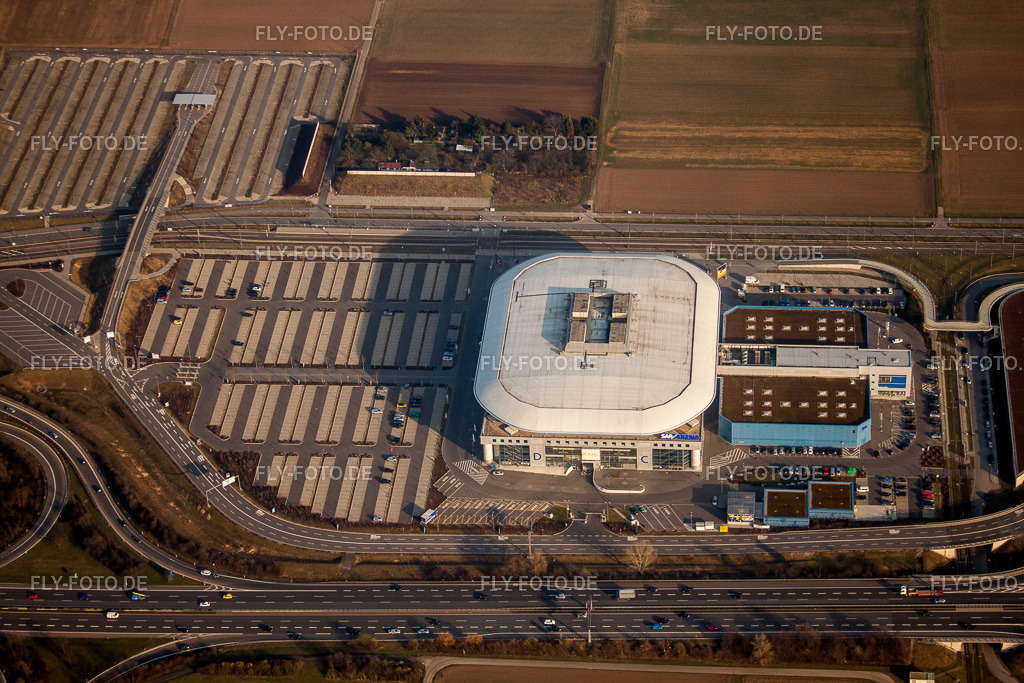 Veranstaltungs- und Musik- Konzert-Gelände der SAP Arena | Luftbild: Veranstaltungs- und Musik- Konzert-Gelände der SAP Arena im Ortsteil Hochstätt in Mannheim im Bundesland Baden-Württemberg in Deutschland. Foto: IMG_25248.jpg vom 23.03.2010 durch Werner Riehm/FLY-FOTO.de - Realisiert mit Pictrs.com