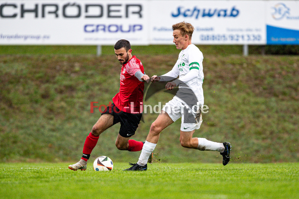 TSV Peißenberg gegen TSV Brunnthal | Fußball Kreisliga Herren Oberbayern Zugspitze Gruppe 1 2024/25, TSV Peißenberg gegen TSV Brunnthal, 20241003,Zweikampf zwischen Dennis MULAJ (TSV Peißenberg 9) und Quirin WULLRICH (TSV Brunnthal 16),2024-10-03 in Peißenberg (Sportpark Peißenberg), Dennis MULAJ (TSV Peißenberg 9), Quirin WULLRICH (TSV Brunnthal 16)Copyright: WolfgangxLindner www.foto-lindner.de