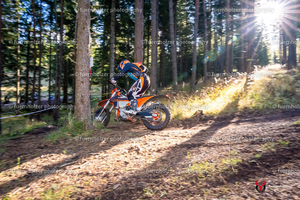 fuernholzer_251026-C1-113 | Fotografische Impressionen von der Red Stag Enduro Extreme by fuernholzer-photography.com. Endurosport in Österreich fotografisch festgehalten von fuernholzer. Auftragsfotografie für Private, Gewerbefotos und Industriefotografie. Eventfotografie, Sportfotografie und Motorsportfotografie. Anbieter von Fotoworkshops, Fototraining, fotografischen Vorträgen und Fotoseminaren.