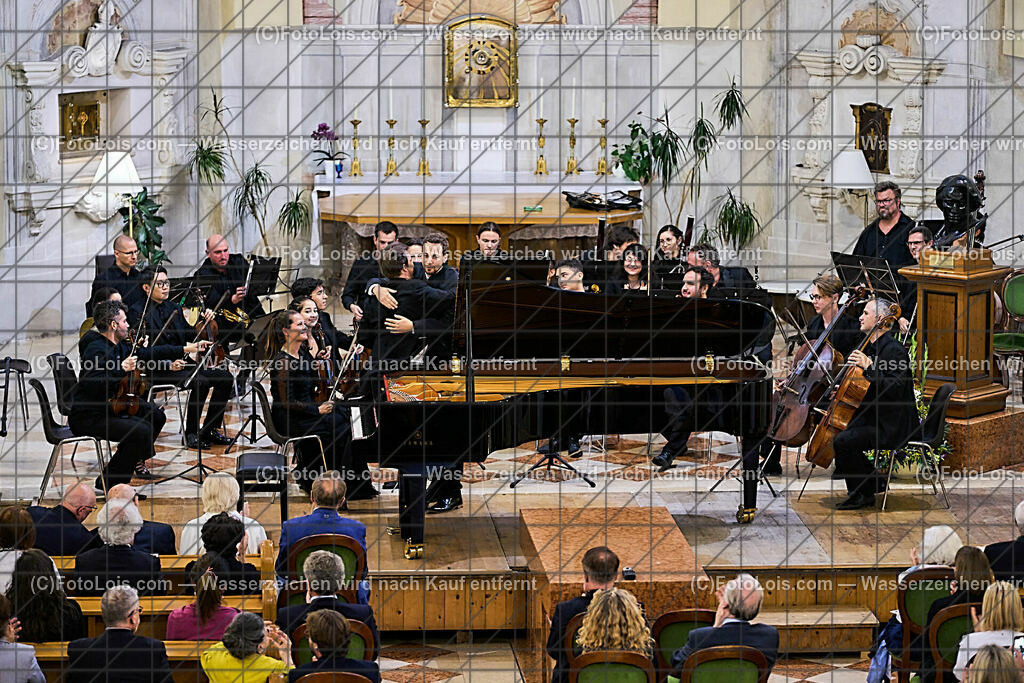 ALP0639_XXXIX_Chopin-Festival_Camerata Mozartiana_Wunder Ingolf | (C)FotoLois.com, Alois Spandl, XXXIX. internationales CHOPIN-Festival in der Kartause Gaming, Eröffnungskonzert in der Kartausenkirche mit Janusz Olejniczak (Klavier), Camerata Marzatiana unter Daniel Auner, Johanna Doderer (Komponistin), Natalia Rehling (Klavier), Ingolf Wunder (Klavier), Fr 4. August 2023.