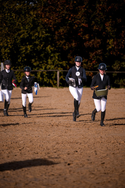 2026_10_03_Siefer-Hof_162047_Z81_96823748 | Professionelle Reitsport-, Turnier- und Eventfotografie von Robert Broda. Galerien mit ausgewählten und bearbeiteten Bildern direkt online ansehen und bestellen.