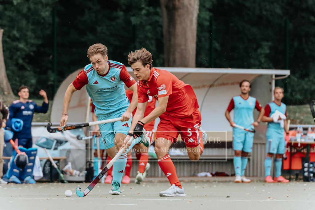 Herren_Bundesliga_02_F_RWK-UHC_21.09.25_Köln (382 von 471) | lanaschraderfotografie - Realisiert mit Pictrs.com