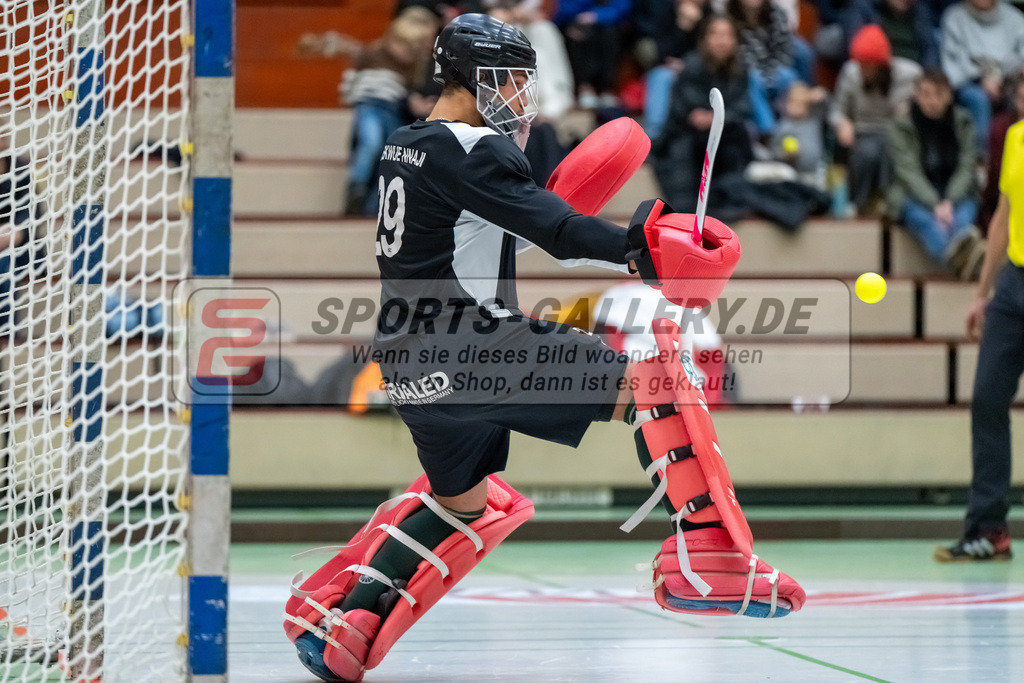 HK_20241214_100277 | 1. Bundesliga Halle Herren Crefelder HTC - Rot-Weiss Köln am 14.12.2024 Halle Glockenpitz, Krefeld , Joshua Onyekwue Nnaji Torwart ( Crefelder HTC #29 )