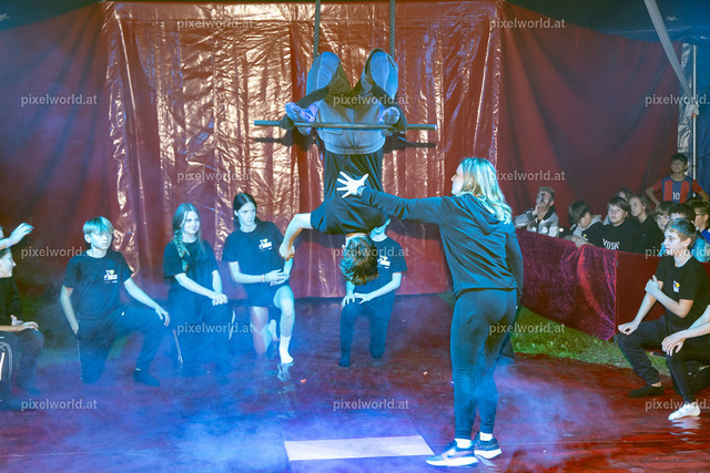 Zirkusvorstellung der MS Feldkirchen Digital | Bildershop von pixelworld.at - Realisiert mit Pictrs.com