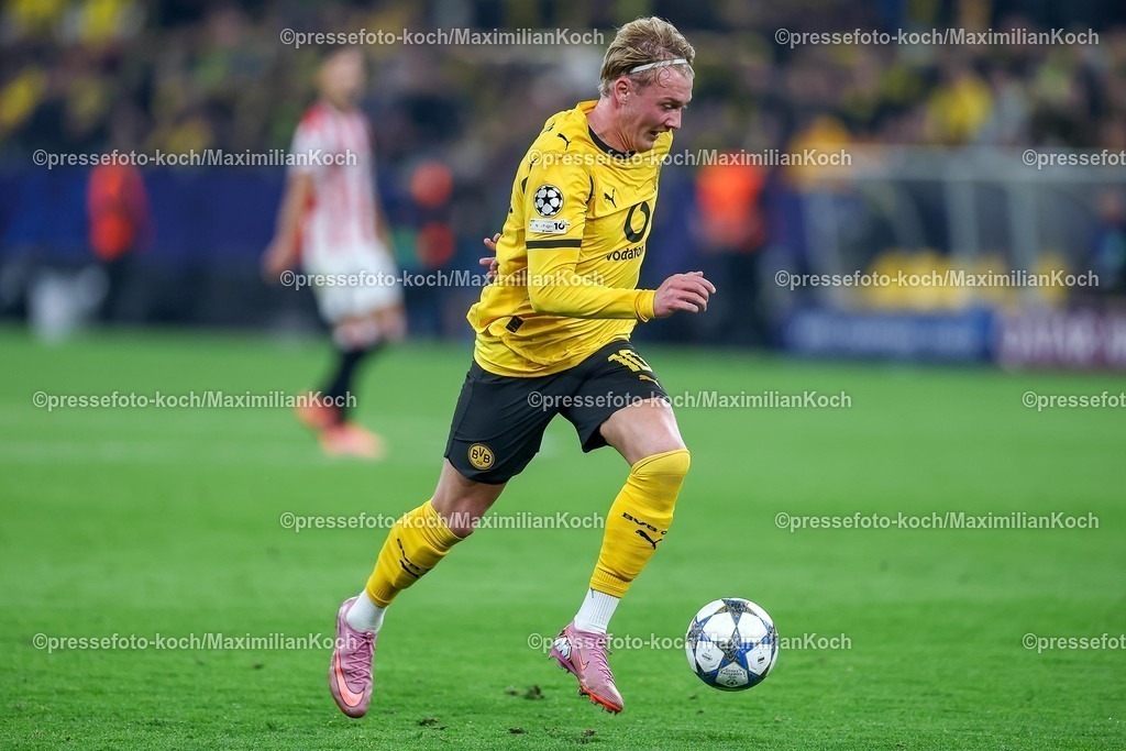 UCL01102501255 | 01.10.2025, Fußball, UEFA Champions League, Borussia Dortmund - Athletic Club Bilbao, BVB Stadion, 2. Spieltag, Saison 2025 2026: Julian Brandt (BVB #10)  Regulations prohibit any use of photographs as image sequences and or quasi-video.