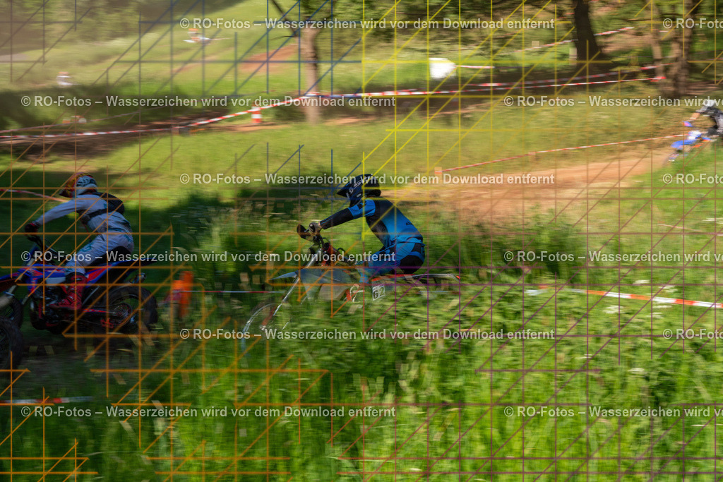 Wolfshausen 3 Lauf -1664 | Sportfotografie von RO-Fotos: Motorsport, Motocross, Enduro, Laufveranstaltungen und Triathlon. Professionelle Fotos von Sportlern und Events. - Realisiert mit Pictrs.com