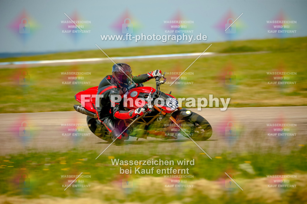 _MOT1073 | Hier findet Ihr Bilder von Touristenfahrten auf der Nürburgring Nordschleife oder von anderen Veranstaltungen die ich besucht habe. Viel Spass beim Durch Schauen 