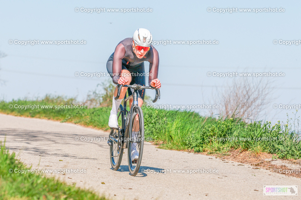 453_AR7_4195 | Neusiedlersee Radmarathon 2026@sportshot_your_pictrs #yourpictures#roadtowm2029 #nrm #neusiedlerseeradmarathon #neusiedlersee #neusiedlerseetourismus #burgenland #mörbisch #nrm26 #burgenlandtourismus #voglundco #poweredbyburgenlandtourismus #radsport #rad #marathon #ucigranfondo #visitburgenland #ucigranfondoworldseries