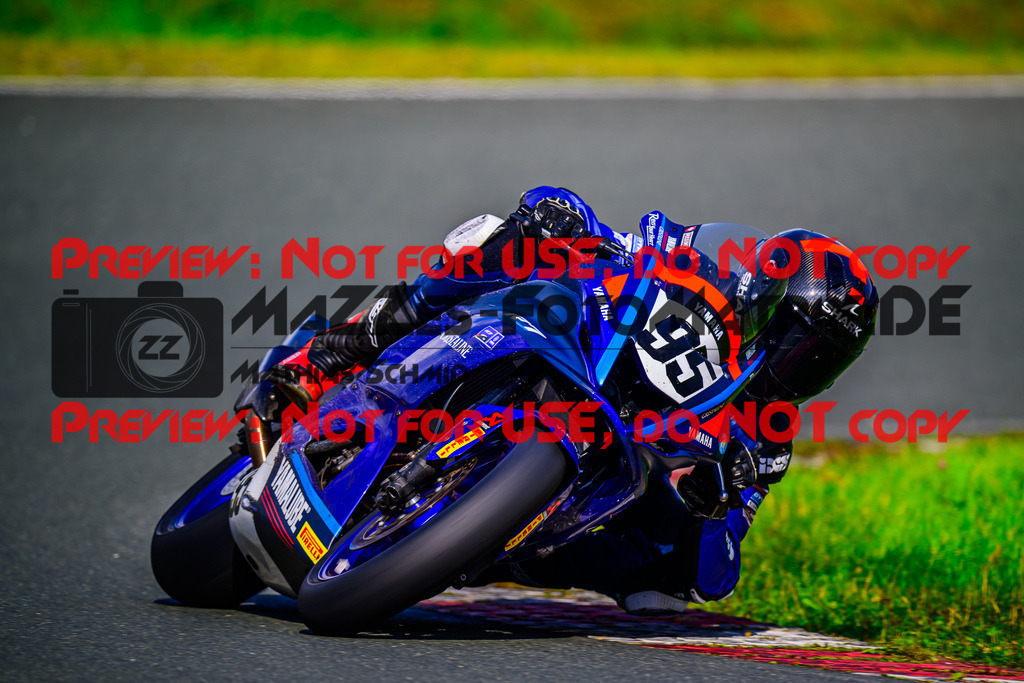 MaZZes_FotoMatrix_240728_6007705_3447 | R7