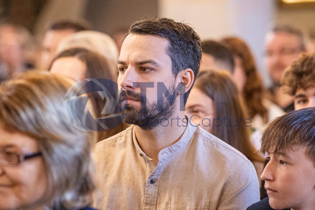 RR5M4845 | Firmung Klagenfurt-Dom 19.05.2024 8 Uhr