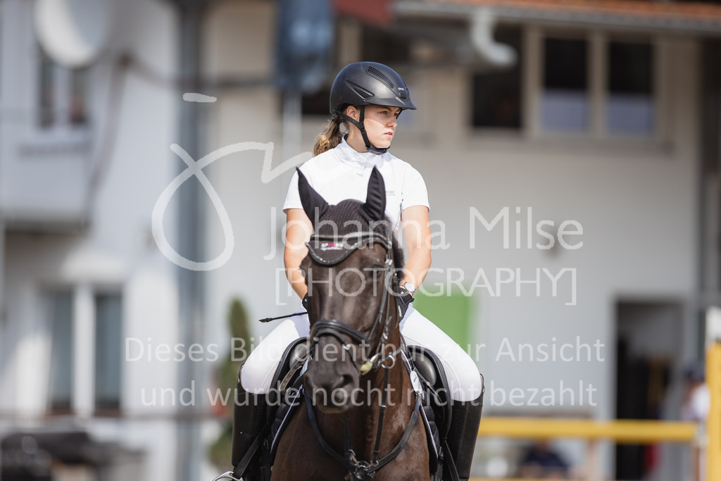 230624_PfSpTa_L-Spr-323 | Deine schönsten Turniermomente als professionelle Fotos! Entdecke hochwertige Pferdesport-Fotografie im Online-Shop. Jetzt Fotos finden & bestellen!