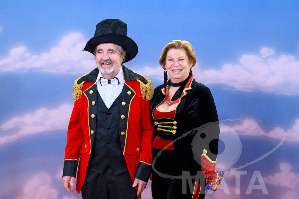 _DWI4454 | MATA IndoCon - Realized with Pictrs.com