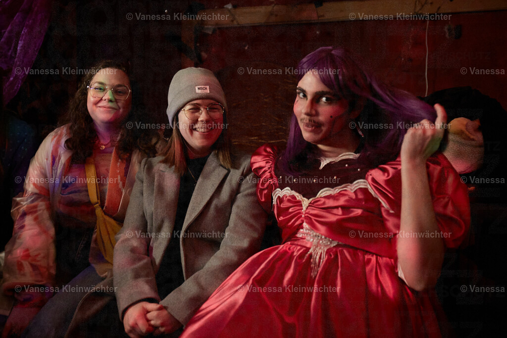 240316_TuntenhausHofgestaltung_77 | Vanessa Kleinwächter - Realisiert mit Pictrs.com