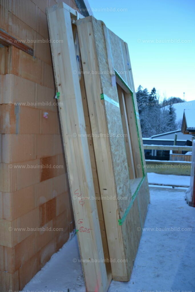 bib-lg09-holzbau-0008 | Nach LV-Leistungsgruppen sortierte Detailfotos über den Bau eines Hauses. Alle Hausbau-Bilder direkt vom Urheber und Autor der Website Haus-Selber-Bauen.com