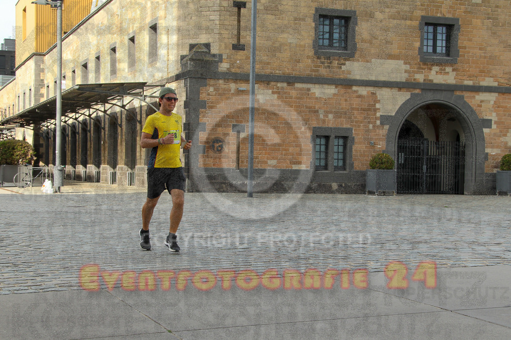 250920_1536_EV4_9252 | Sportfotografie im Rhein-Sieg Kreis, Köln, Bonn, NRW, Rheinland Pfalz, Hessen, etc. Unser Tätigkeitsfeld umfasst den Laufsport vom Volkslauf über den Marathon, Duathlon, Triathon bis zum Ultralauf wie Kölnpfad Ultra oder Schindertrail.
